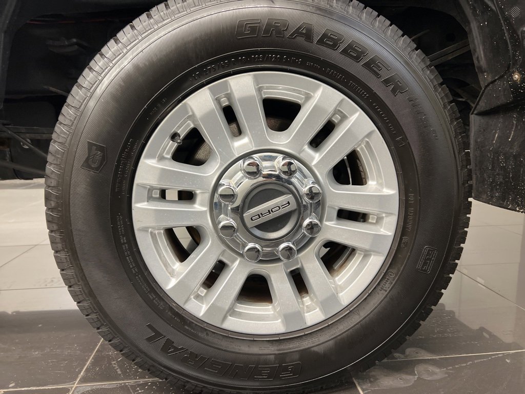 Used 2019 Ford F250 XL w/ STX Appearance Package image 7