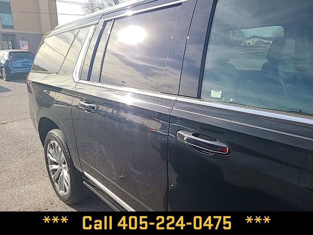 Used 2021 GMC Yukon XL Denali w/ Denali Premium Package image 24