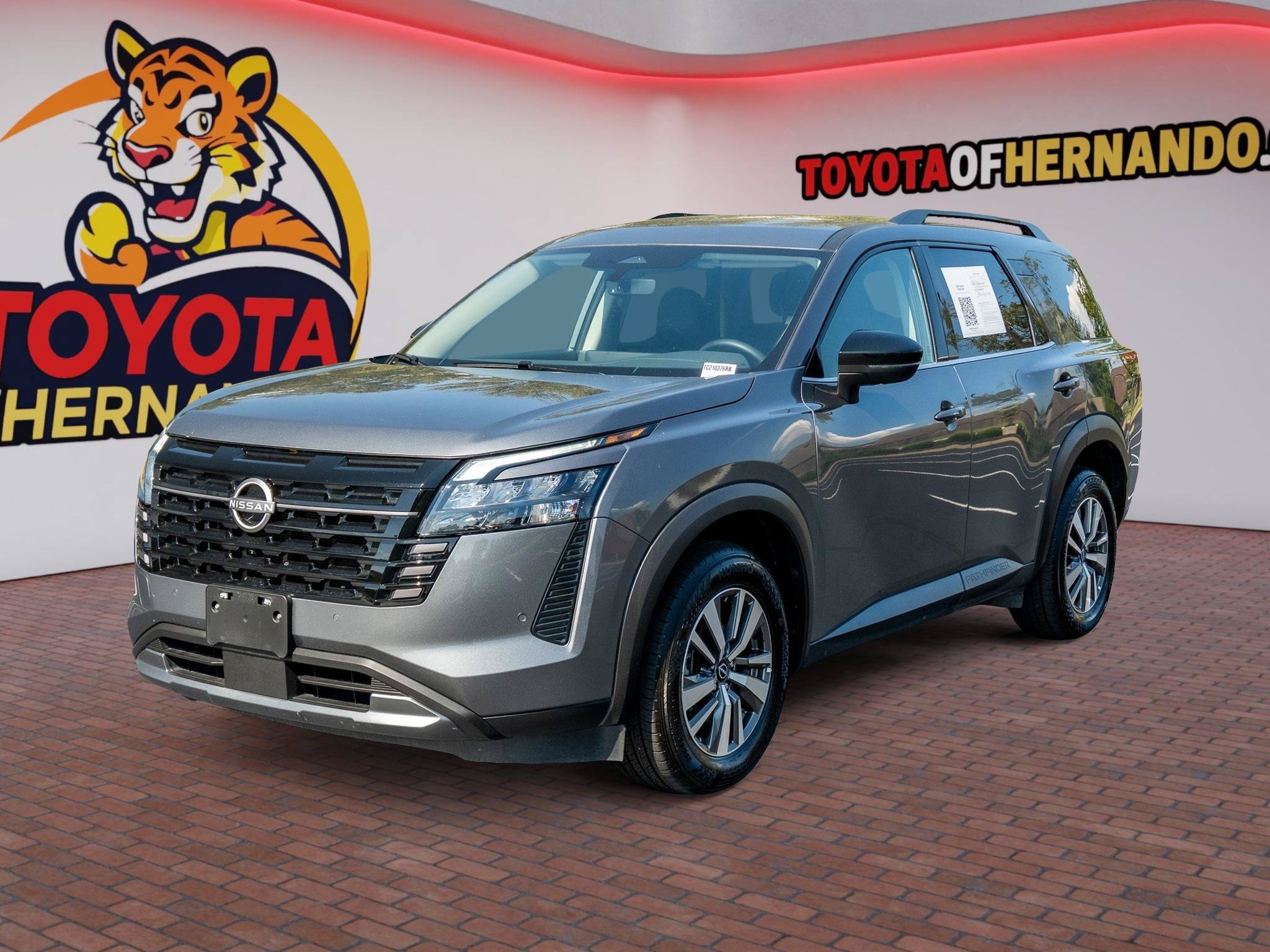 Used 2026 Nissan Pathfinder SL