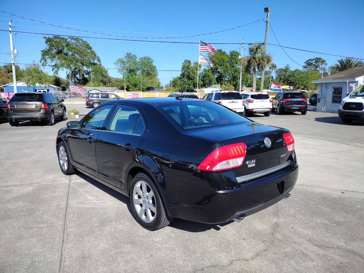 Used 2011 Mercury Milan Premier FWD image 6