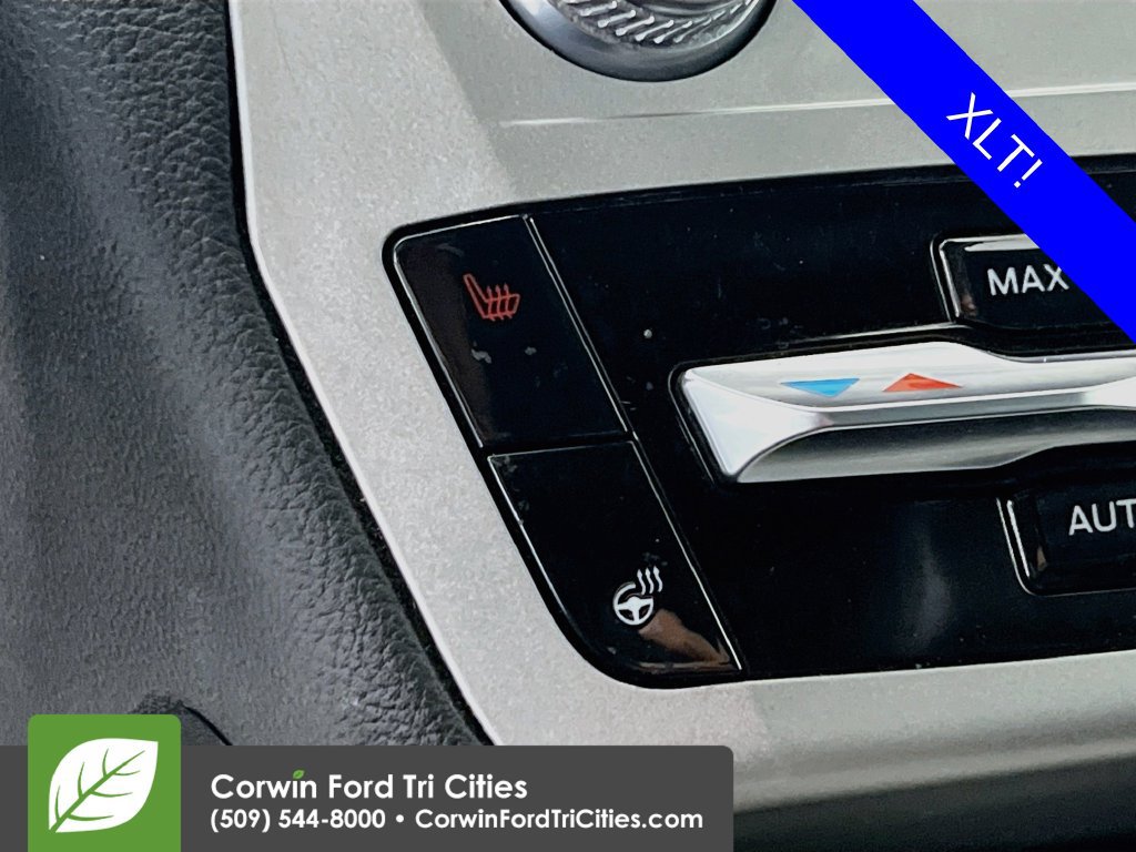 Used 2022 Ford Explorer XLT w/ Equipment Group 202A AWD/4WD image 24