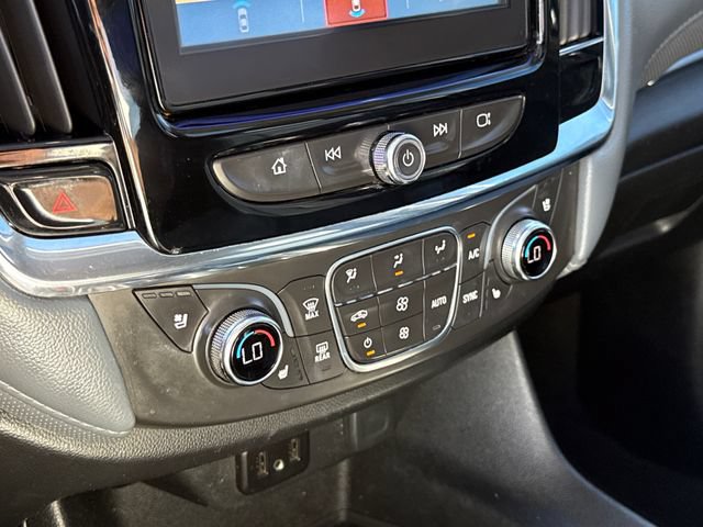 Used 2019 Chevrolet Traverse Premier w/ Driver Confidence II Package FWD image 28