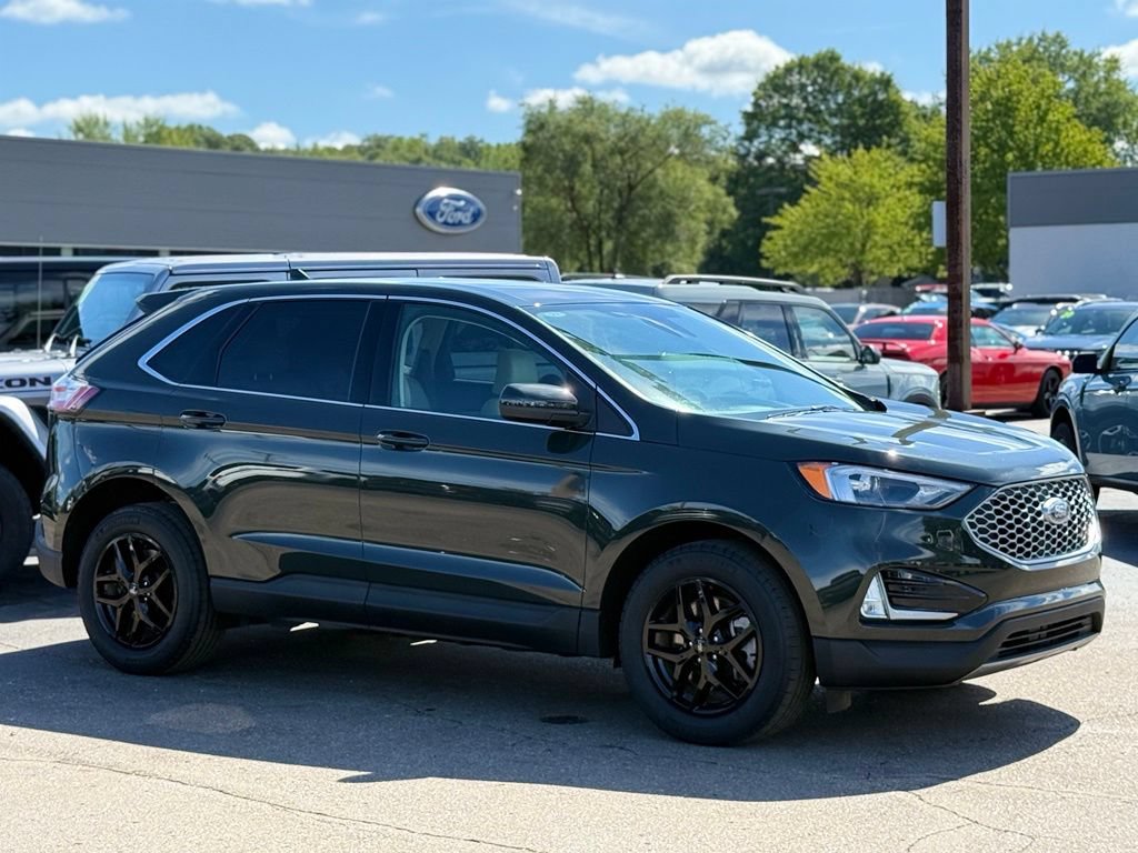 Certified 2023 Ford Edge SEL w/ Convenience Package AWD/4WD image 28