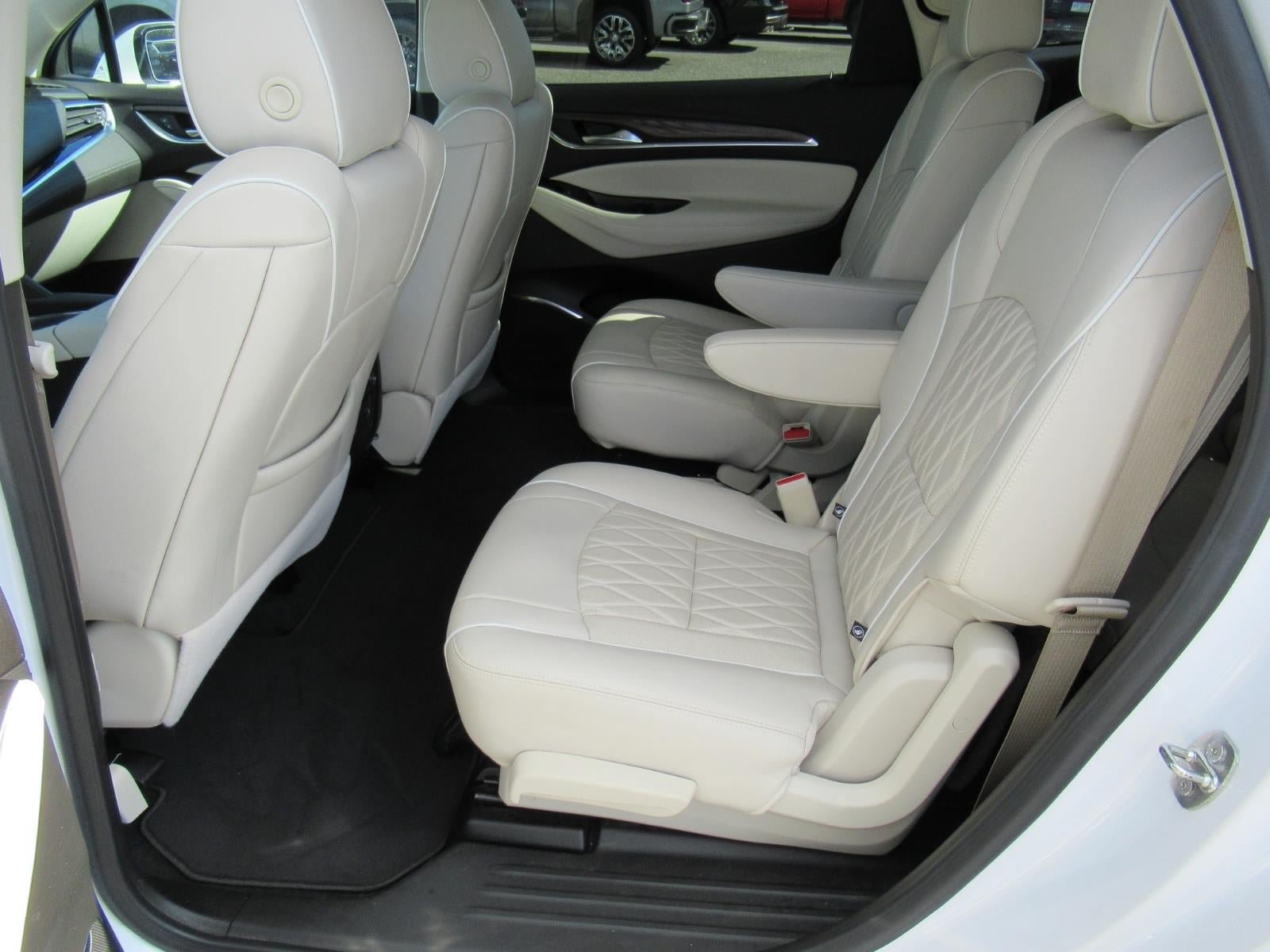 Used 2023 Buick Enclave Avenir w/ Avenir Technology Package FWD image 35