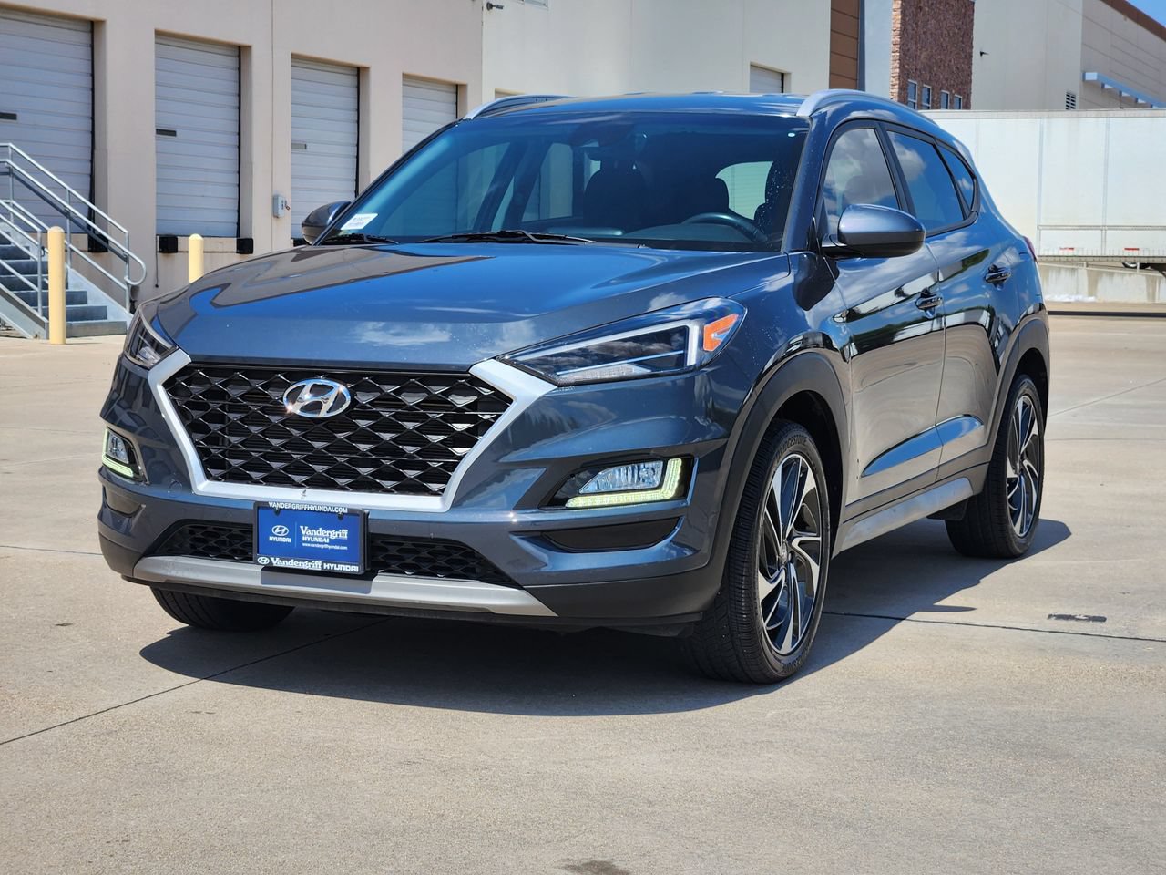 Used 2021 Hyundai Tucson Sport w/ Cargo Package FWD image 2