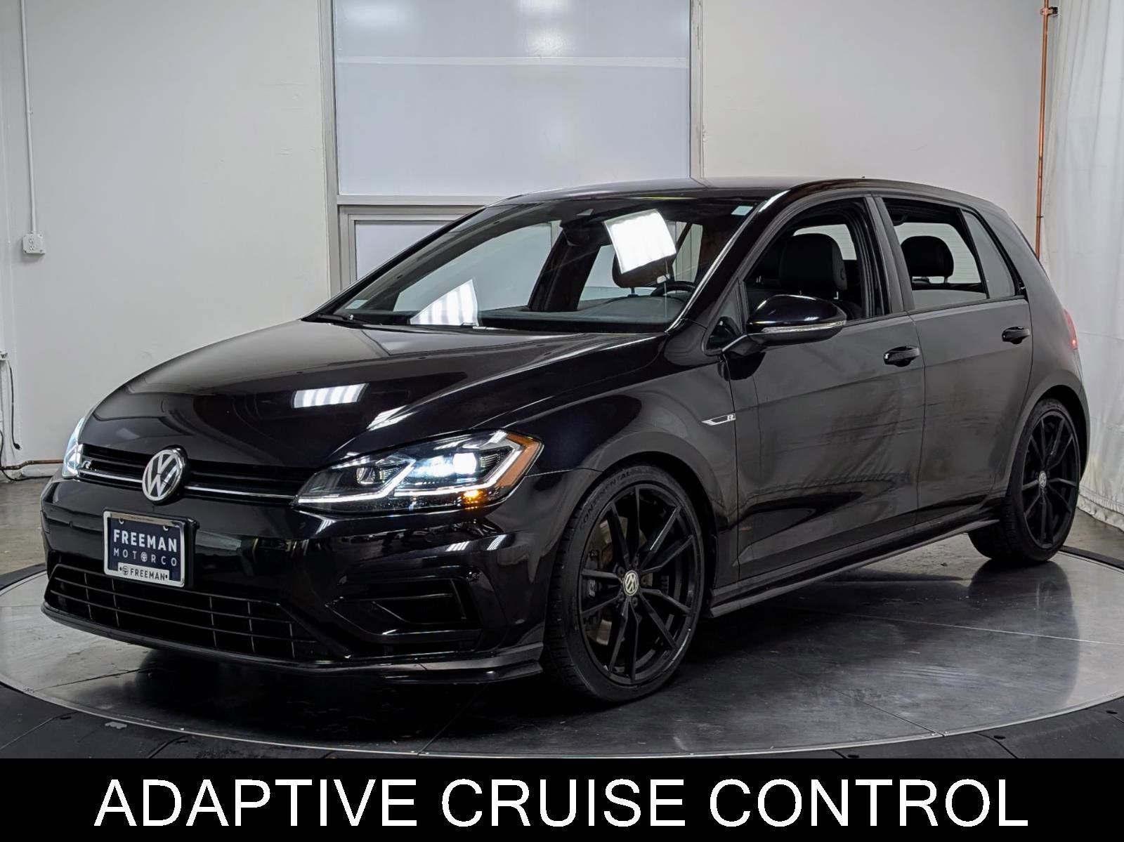 Used 2019 Volkswagen Golf 4-Door image 4