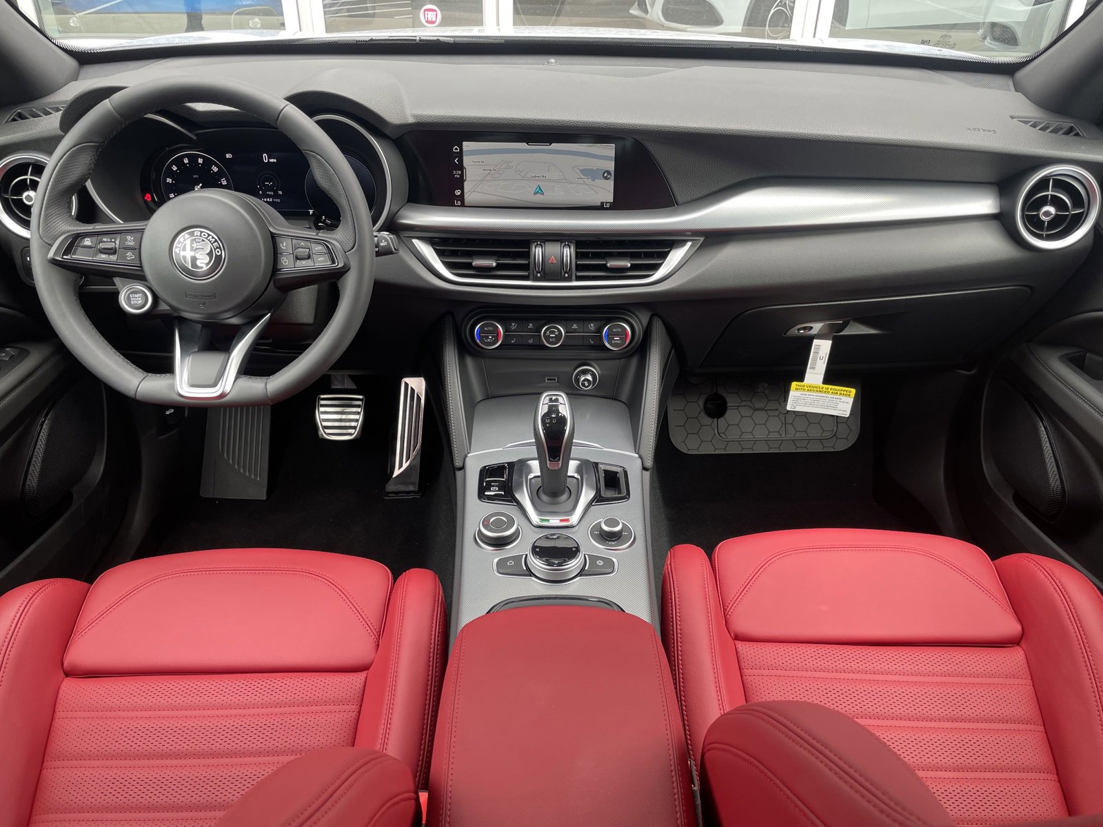 Used 2024 Alfa Romeo Stelvio Ti w/ Performance Driving Package image 2