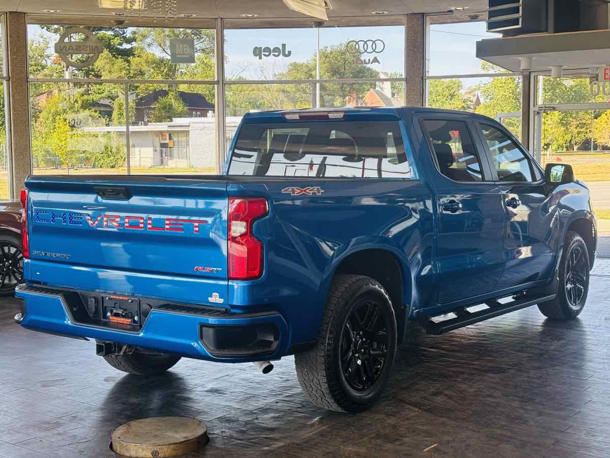 Used 2022 Chevrolet Silverado 1500 RST AWD/4WD image 8