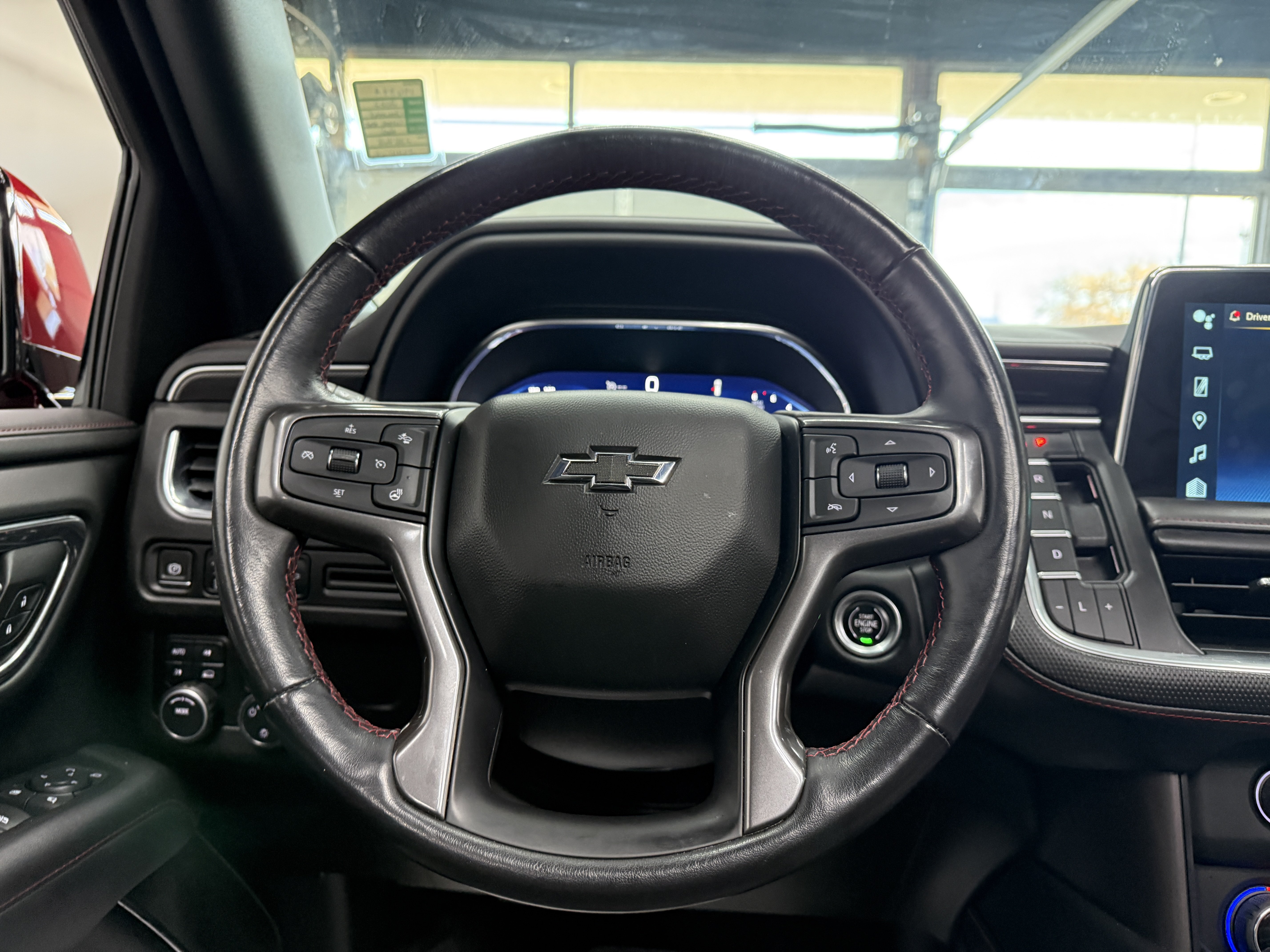 Used 2022 Chevrolet Tahoe RST w/ Luxury Package AWD/4WD image 12
