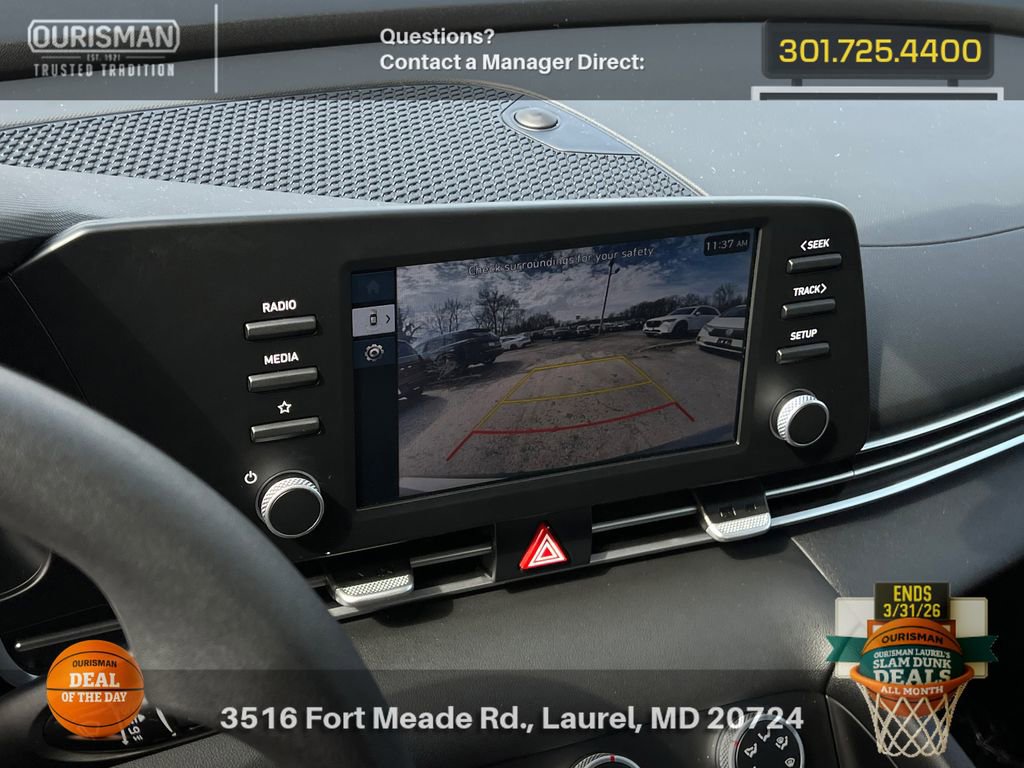 Used 2025 Hyundai Elantra SE image 12