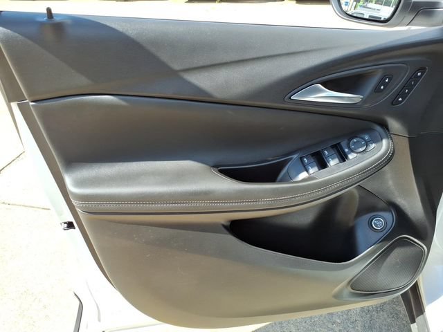 Used 2023 Buick Encore GX Essence w/ Experience Buick Package AWD/4WD image 16