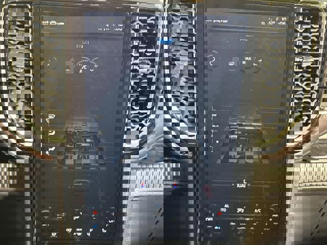 New 2025 Ford Ranger Lariat w/ Black Appearance Package image 22