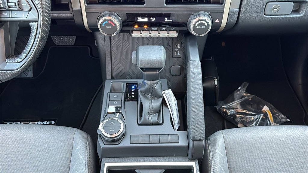 New 2025 Toyota Tacoma SR5 image 31