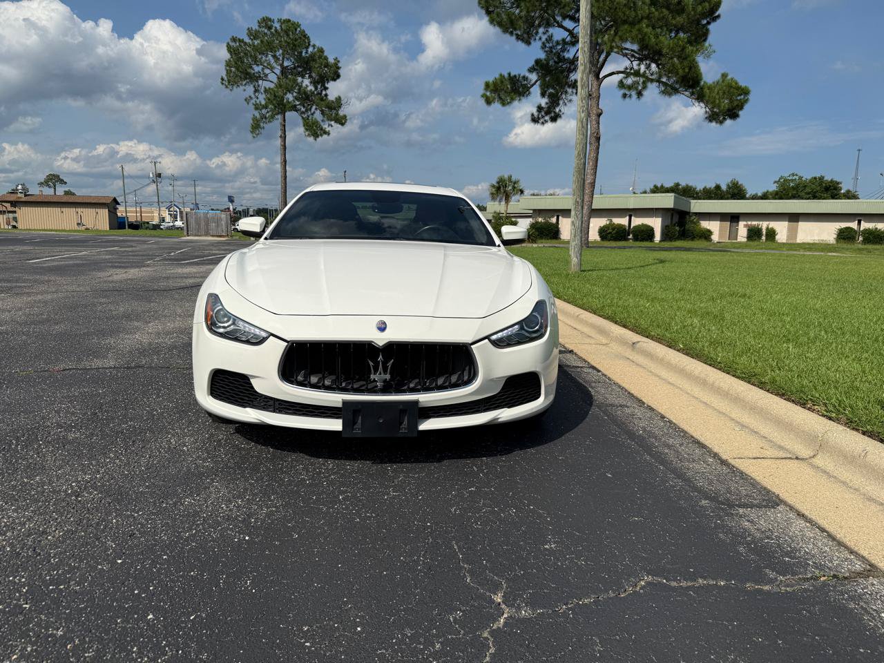 Used 2017 Maserati Ghibli RWD image 3