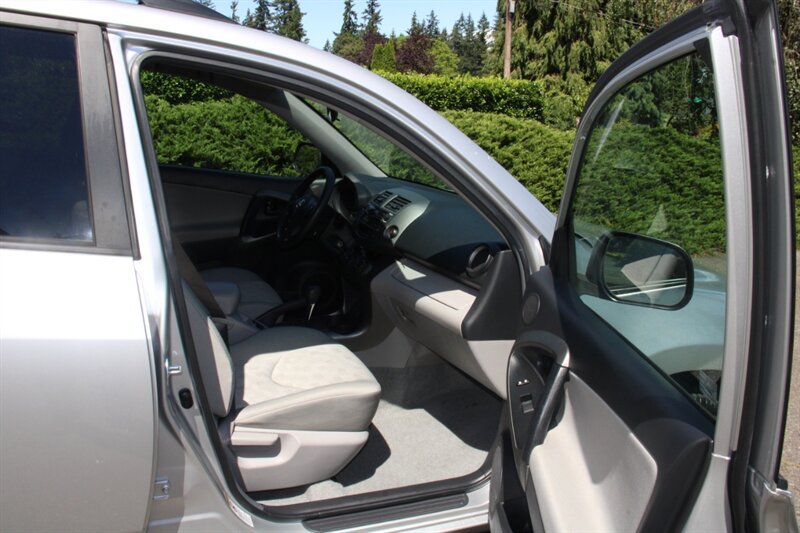 Used 2010 Toyota RAV4 2WD image 13
