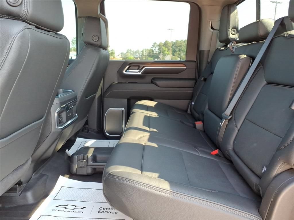 Used 2024 GMC Sierra 2500 Denali w/ Denali Reserve Package AWD/4WD image 24