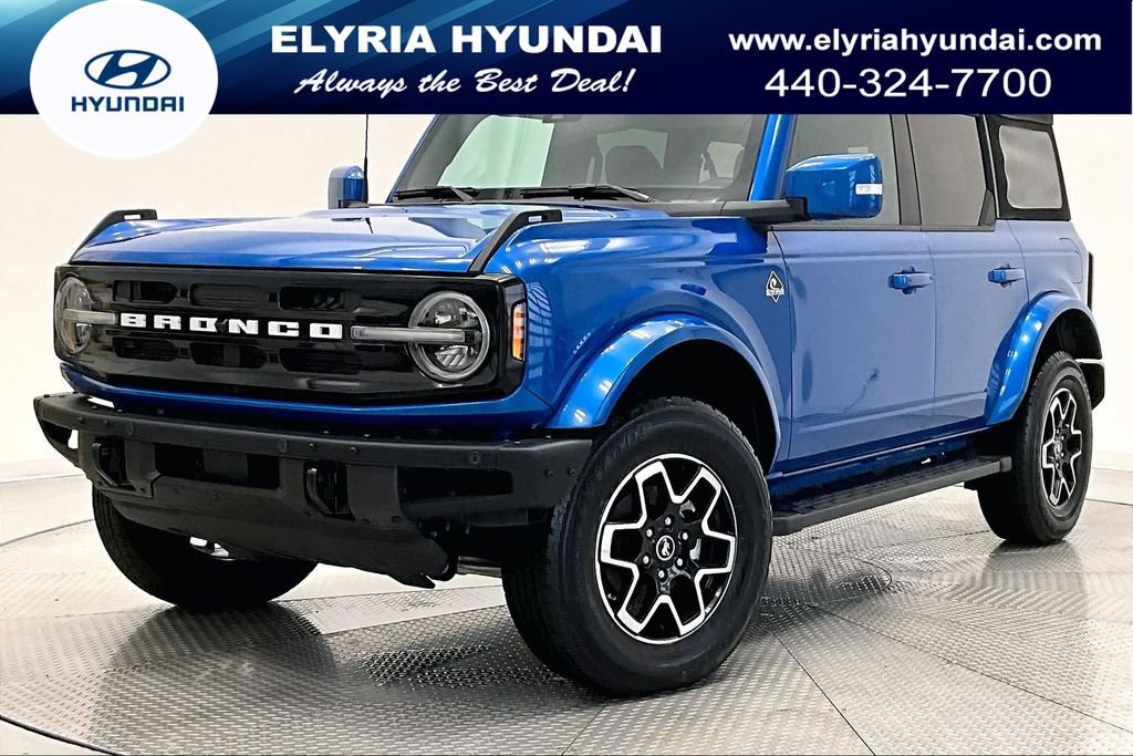 Used 2024 Ford Bronco Outer Banks AWD/4WD image 1