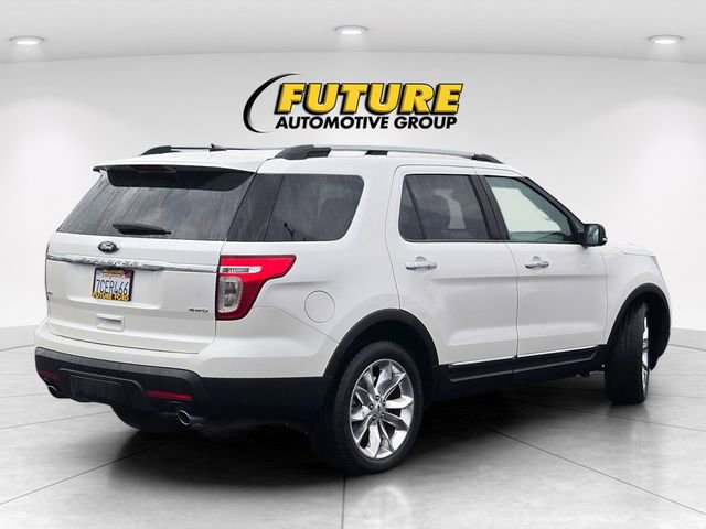 Used 2014 Ford Explorer XLT w/ Equipment Group 202A image 4