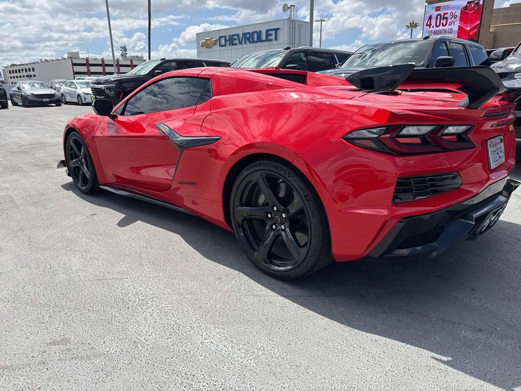 Used 2023 Chevrolet Corvette Z06 w/ Z07 Performance Package RWD image 6