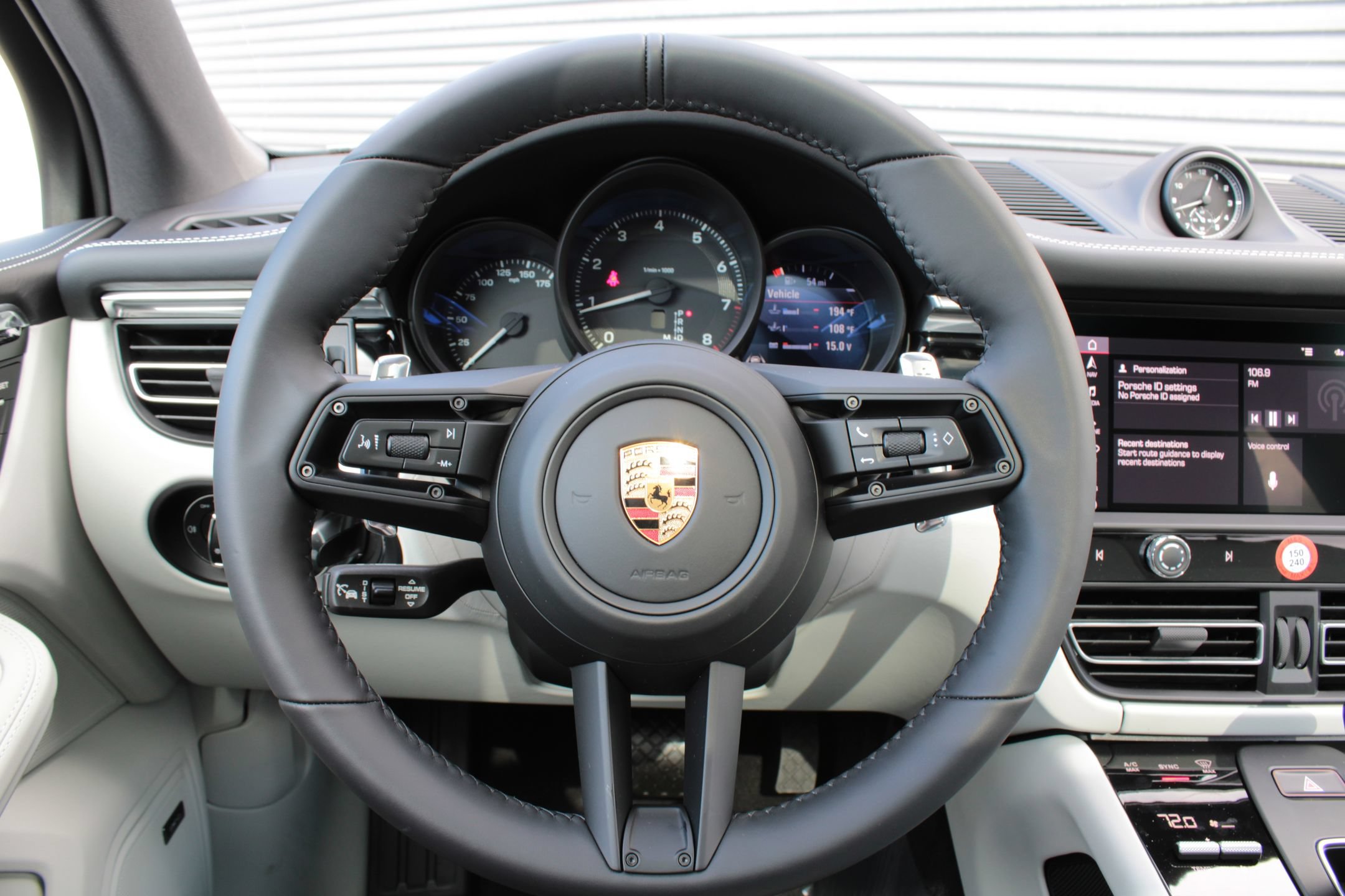 New 2026 Porsche Macan AWD/4WD image 15