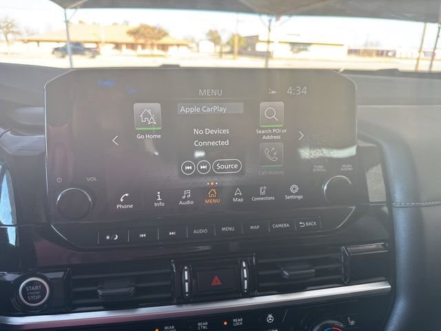 Used 2024 Nissan Pathfinder SL w/ Black Appearance Package image 19