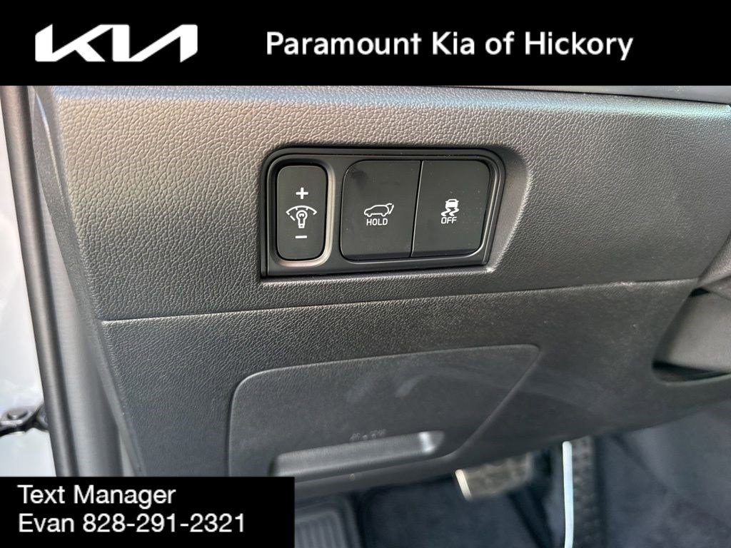 Used 2025 Kia Sorento SX FWD image 21