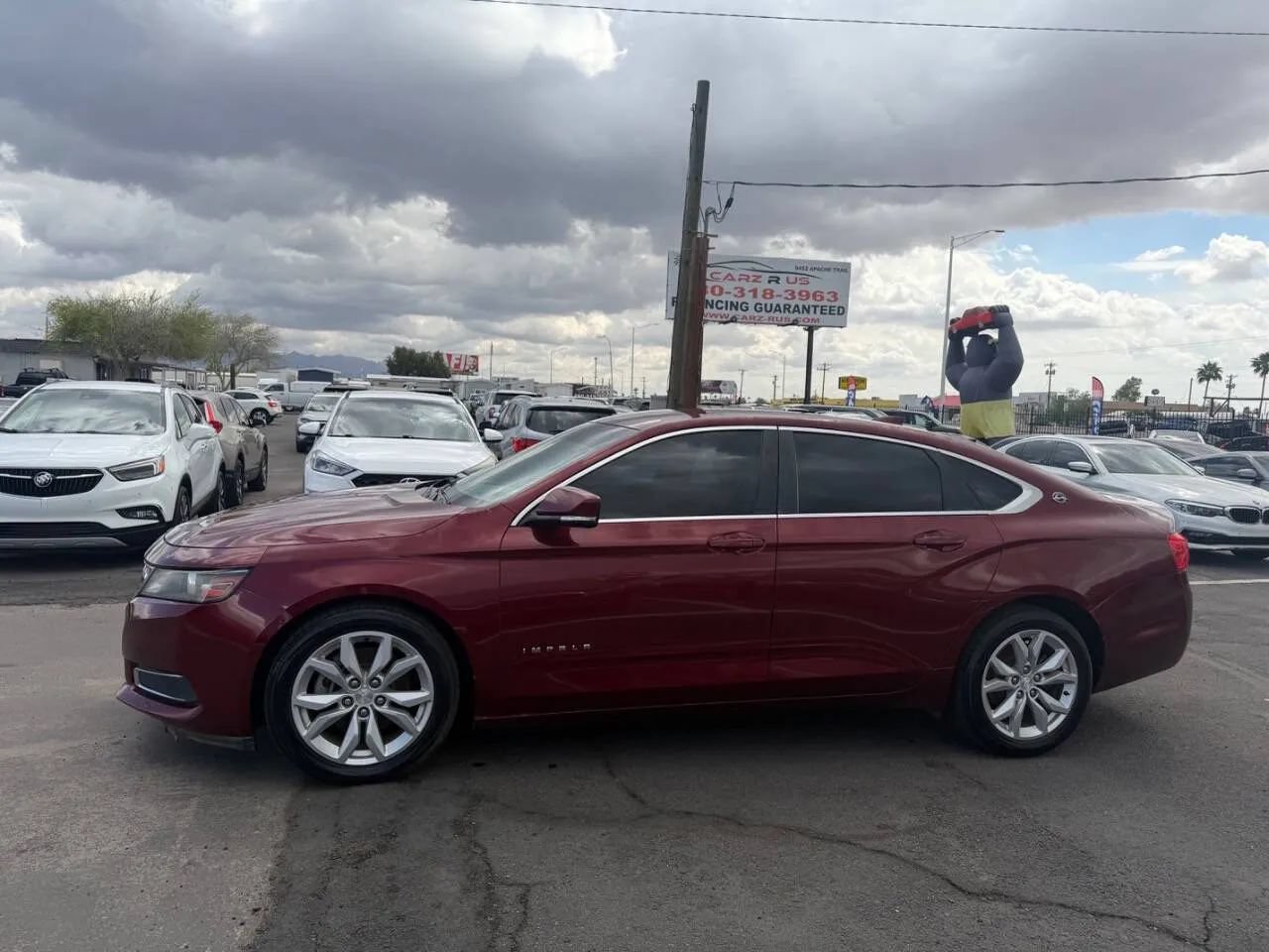 Used 2017 Chevrolet Impala LT w/ Convenience Package FWD image 3