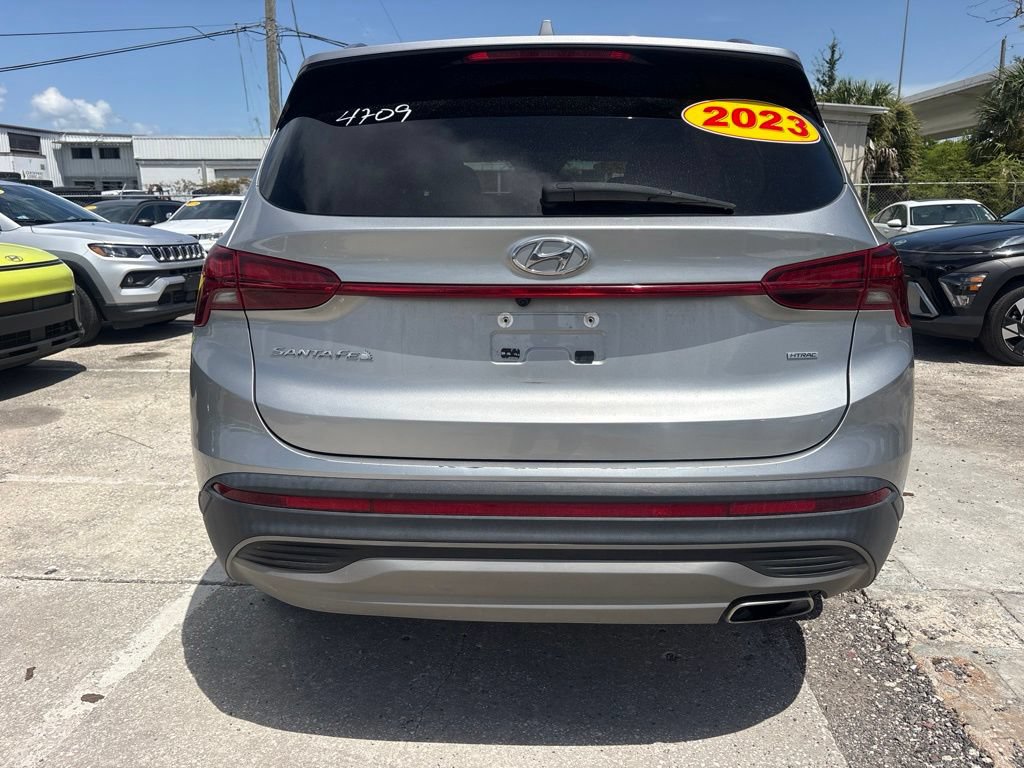 Used 2023 Hyundai Santa Fe SEL AWD/4WD image 4