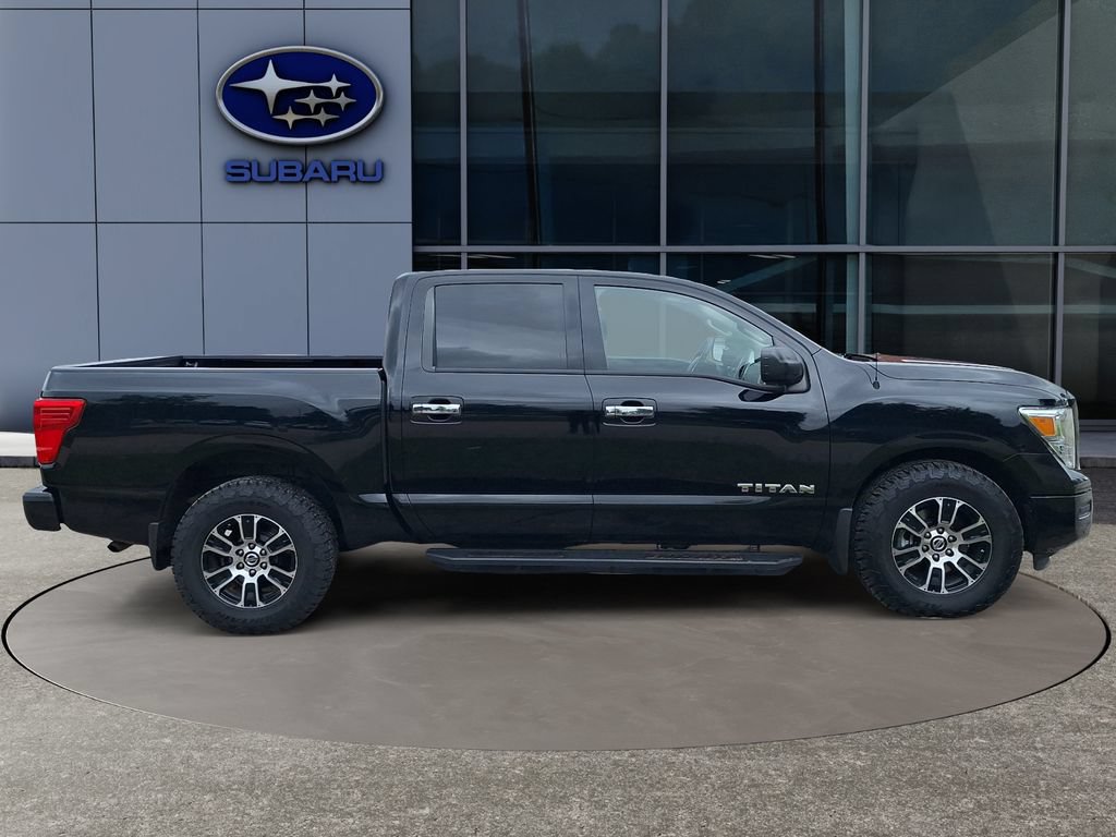 Used 2021 Nissan Titan SV w/ SV Convenience Package AWD/4WD image 9