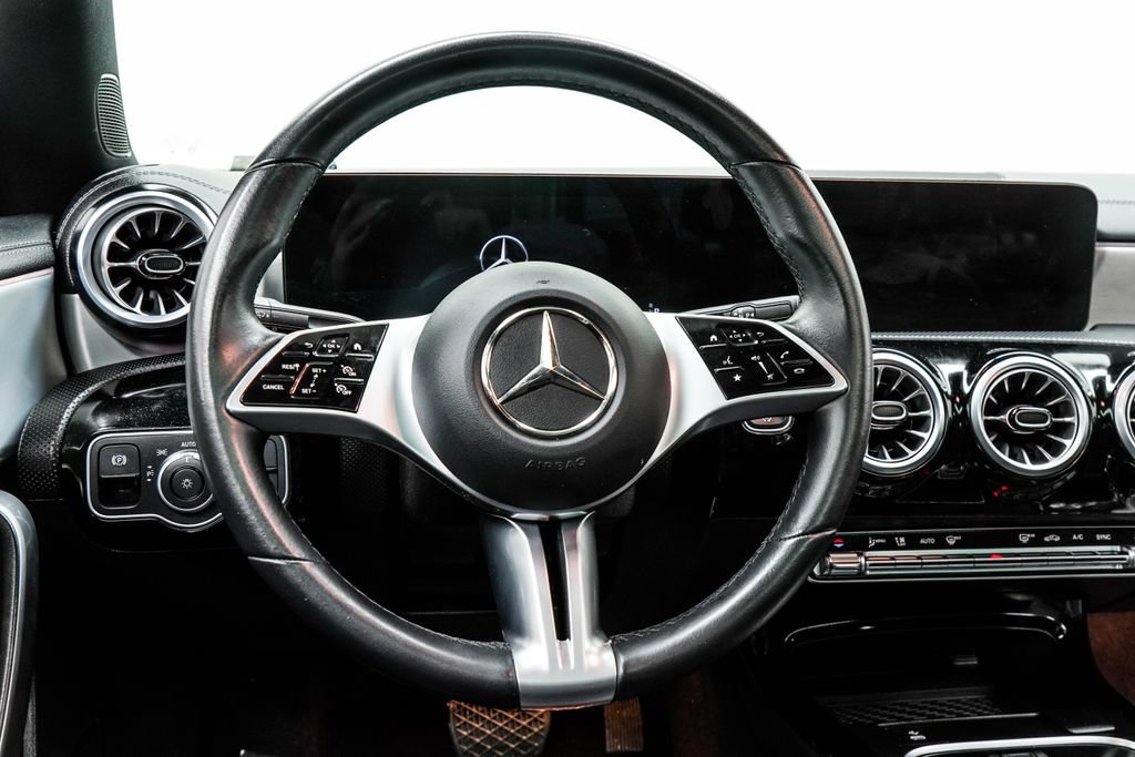 Used 2025 Mercedes-Benz CLA 250 image 24