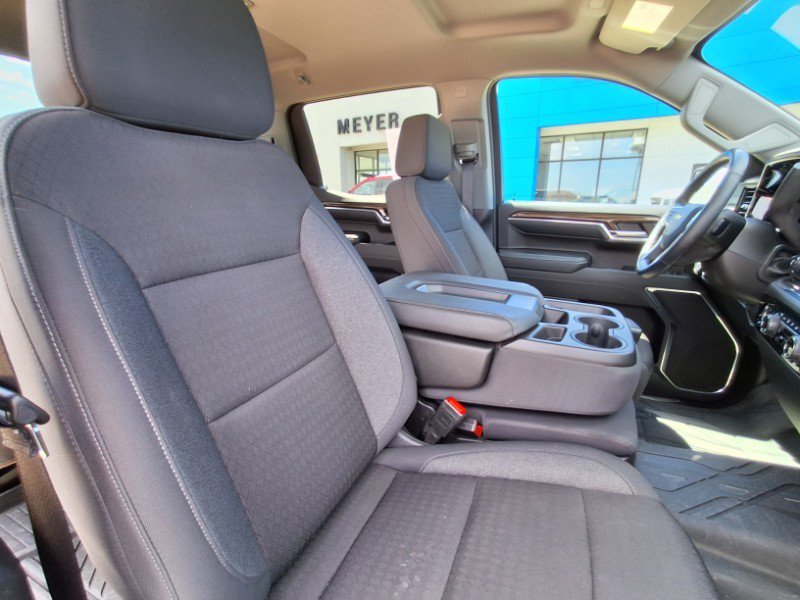 Used 2024 Chevrolet Silverado 1500 LT AWD/4WD image 14