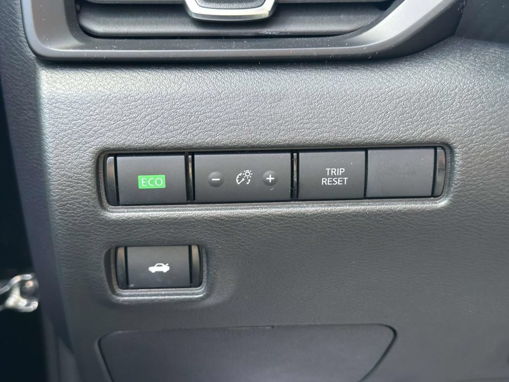 Certified 2024 Nissan Sentra S FWD image 31