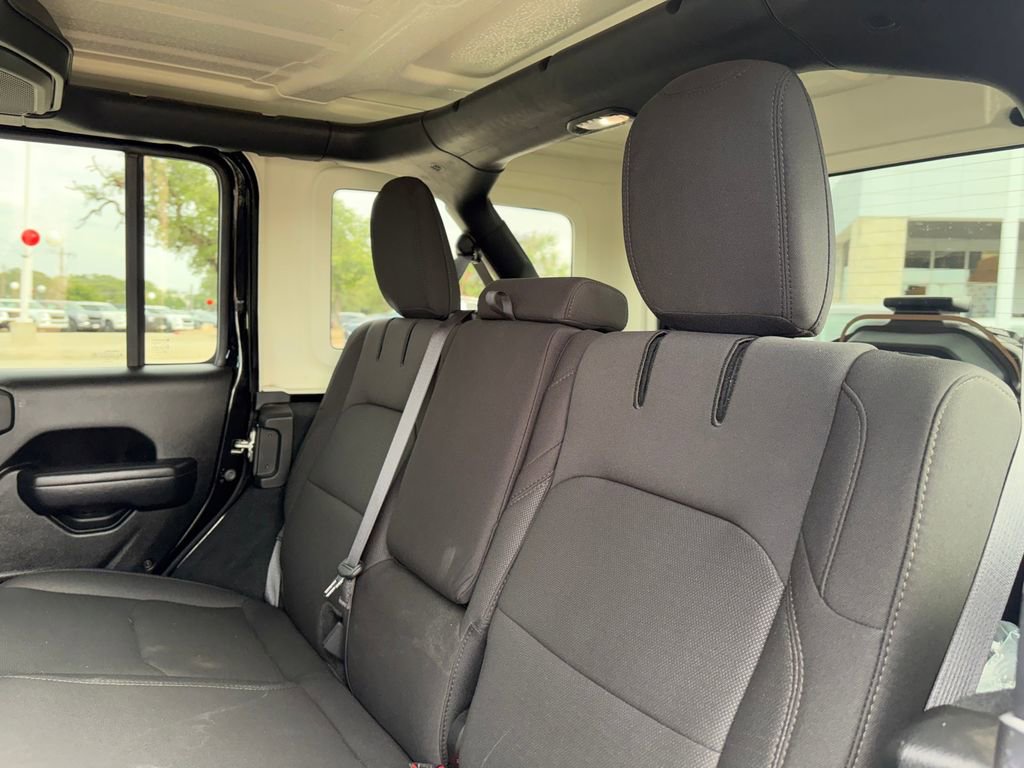 Used 2023 Jeep Wrangler Unlimited w/ 8.4" Radio Group AWD/4WD image 28