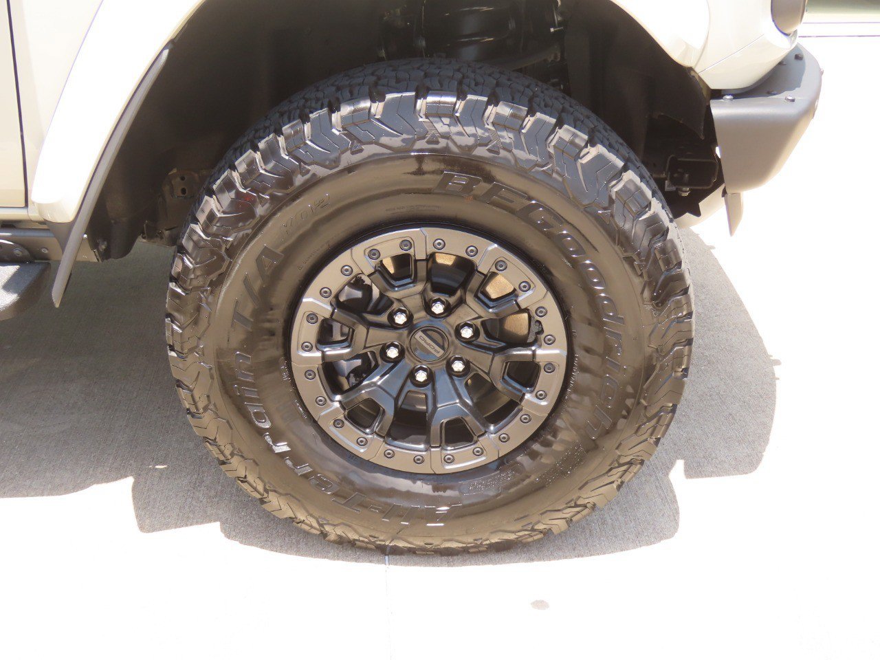 Used 2025 Ford Bronco Raptor AWD/4WD image 9