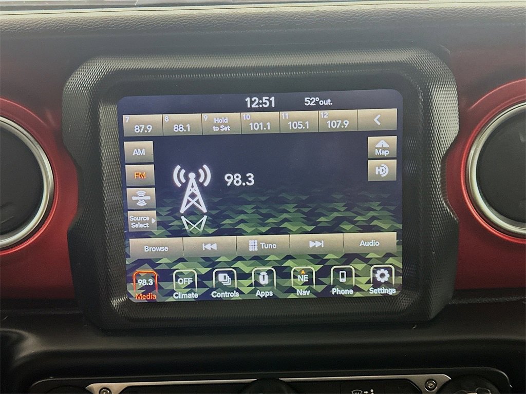 Used 2023 Jeep Gladiator Rubicon image 17