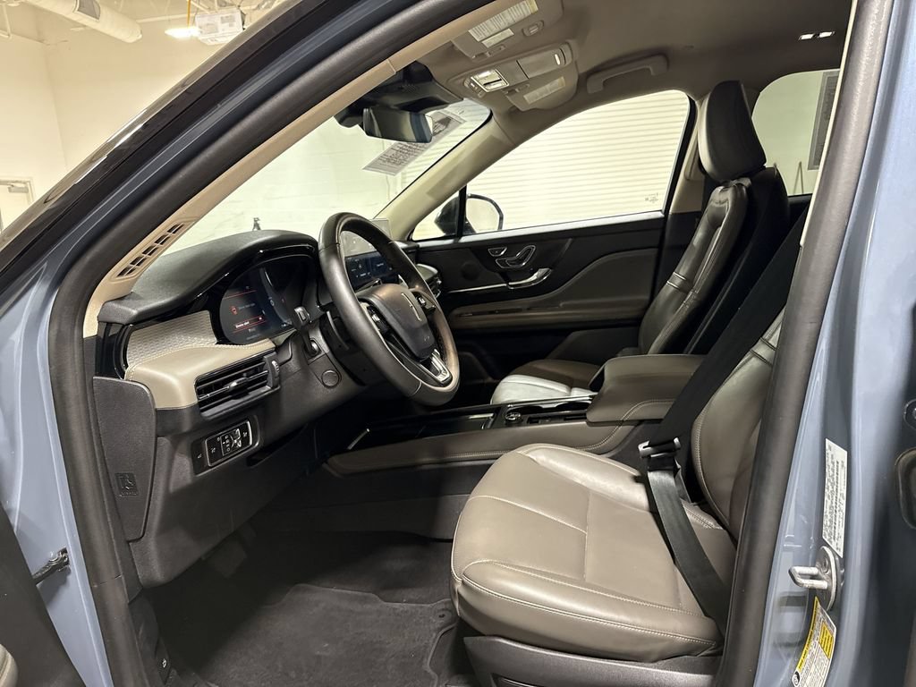 Used 2023 Lincoln Corsair FWD w/ Equipment Group 101A image 20