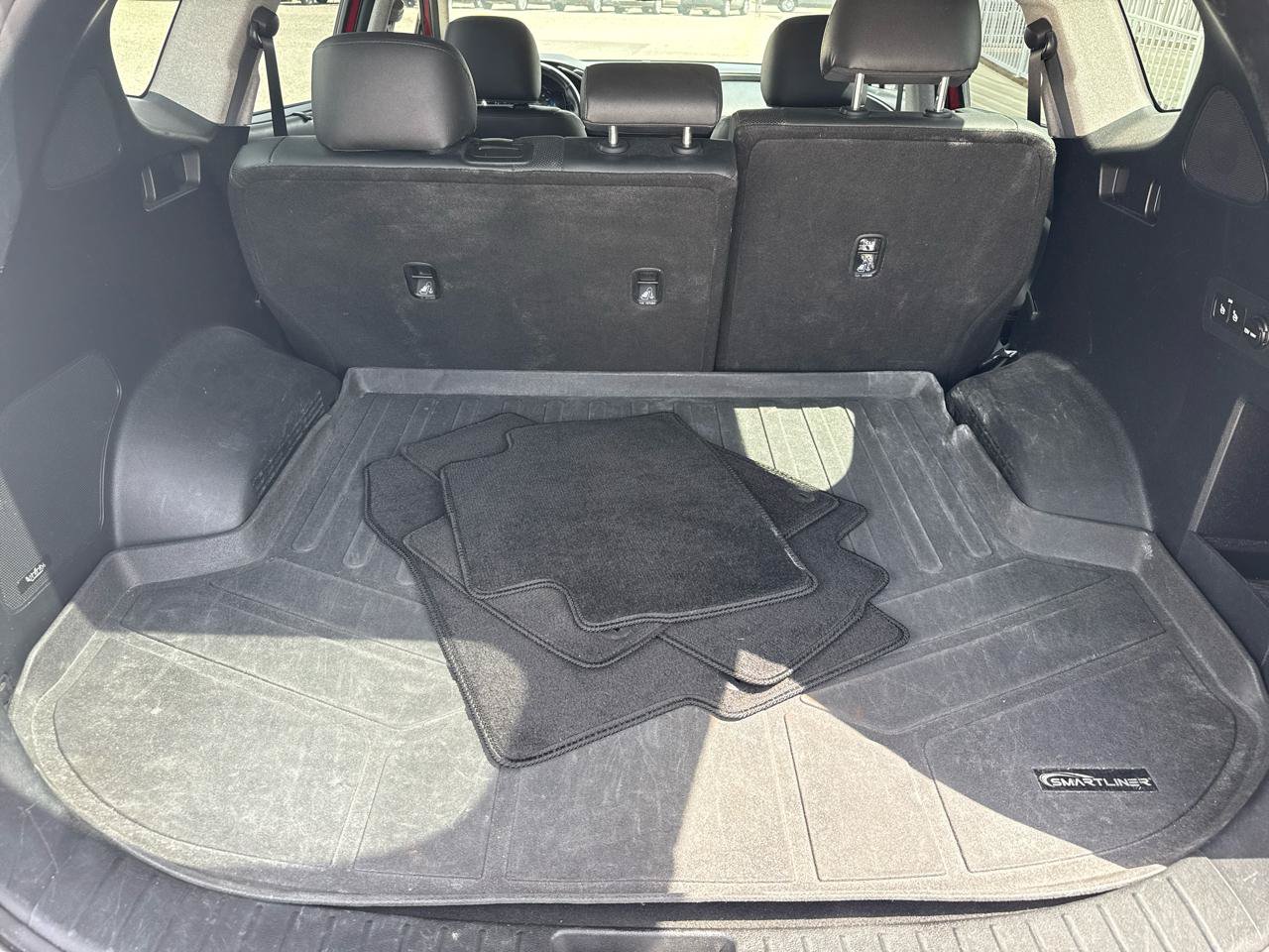 Used 2019 Hyundai Santa Fe Limited FWD image 20