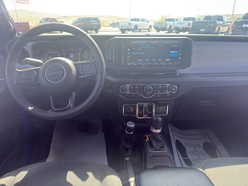 Certified 2024 Jeep Gladiator Sport AWD/4WD image 13
