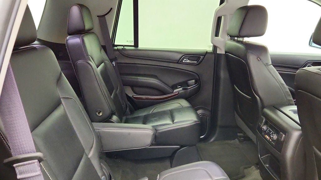 Used 2016 GMC Yukon SLT w/ Open Road Package AWD/4WD image 25