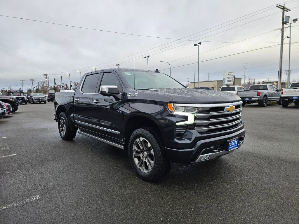 Used 2023 Chevrolet Silverado 1500 High Country w/ Technology Package AWD/4WD image 4