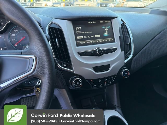 Used 2017 Chevrolet Cruze LS FWD image 18