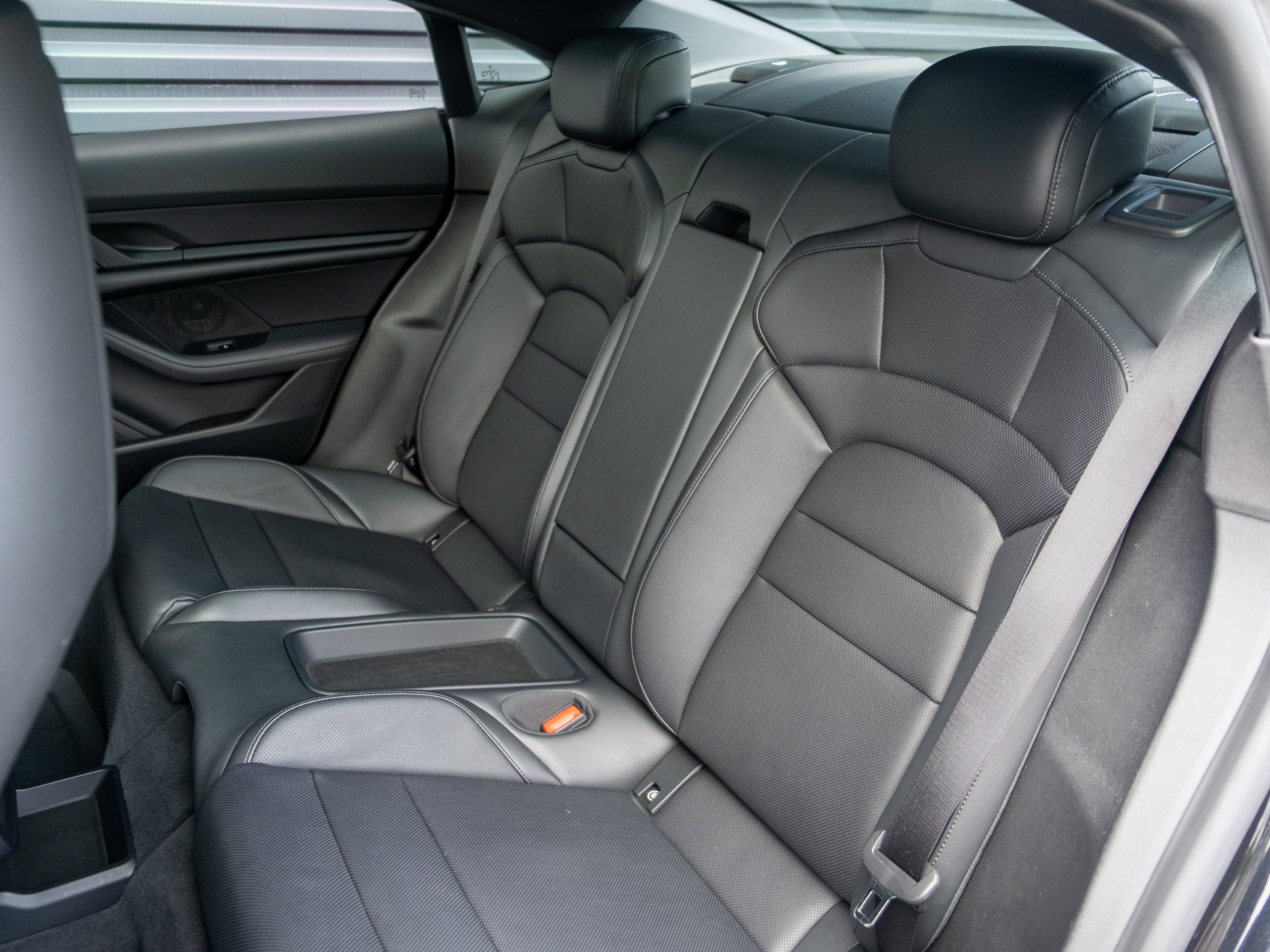 Certified 2024 Porsche Taycan RWD image 32