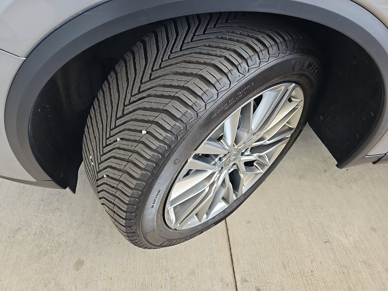Used 2022 Acura MDX w/ Advance Package AWD/4WD image 40