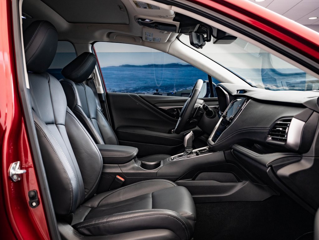 Used 2025 Subaru Outback Touring w/ Popular Package #2 image 25