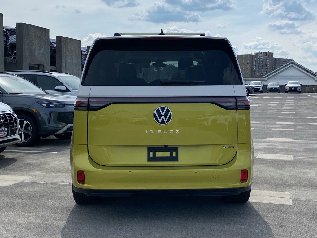 New 2025 Volkswagen ID. Buzz 1st Edition image 4