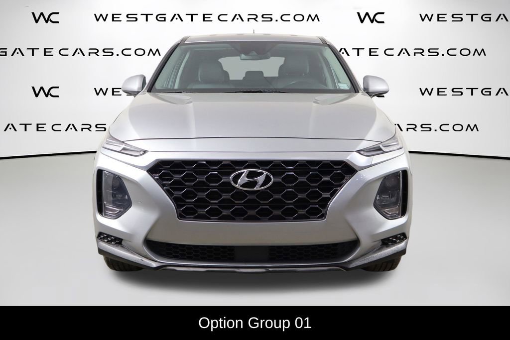 Used 2020 Hyundai Santa Fe SE image 2