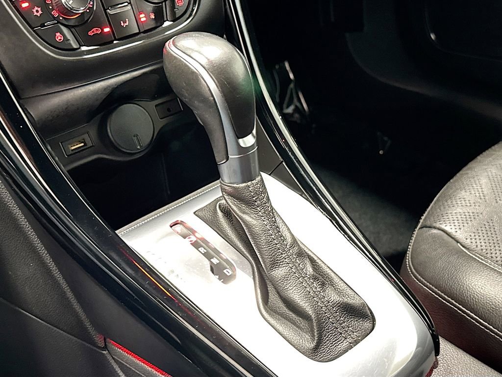 Used 2017 Buick Cascada Premium image 13