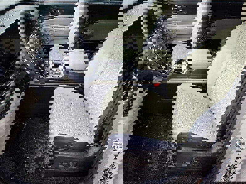 New 2026 Kia Carnival SX image 6