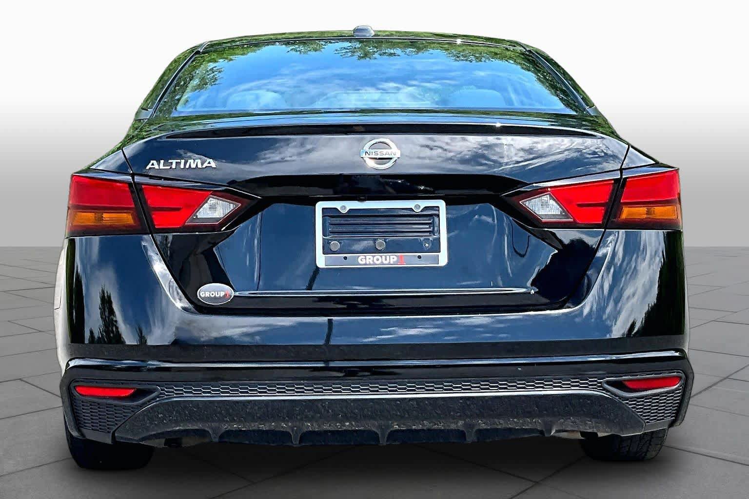 Used 2019 Nissan Altima 2.5 S FWD image 5