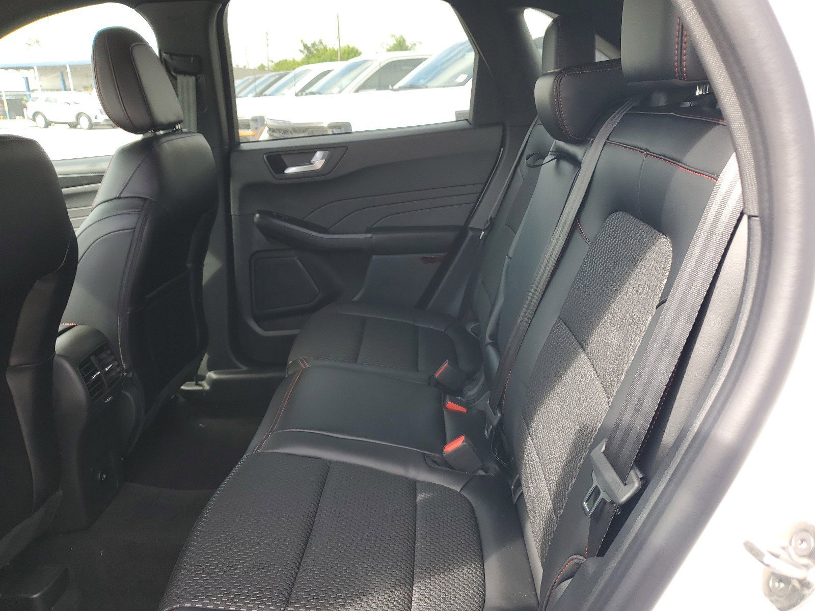 New 2024 Ford Escape ST-Line Elite image 10